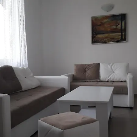 Nino Apartamento Dojran